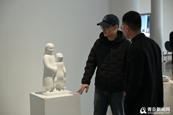 “山东省雕塑艺术家协会会员作品展”在青岛市雕塑馆开展