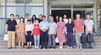 解读<font color='red'>青岛</font>文学开辟新视角
