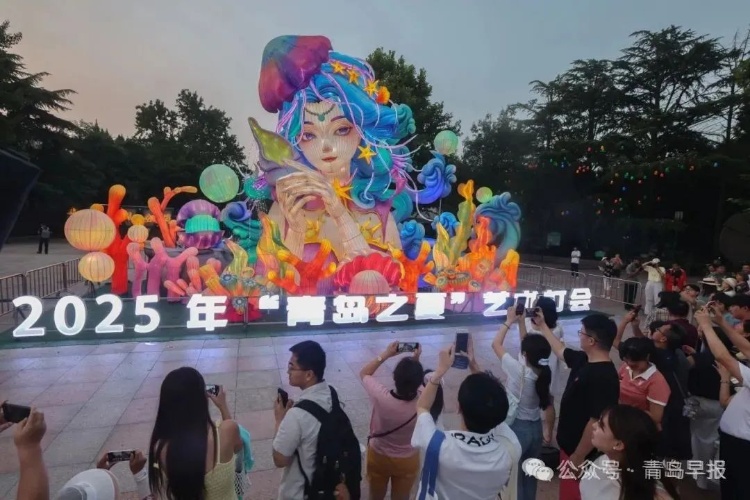 一场夏夜灯会，如何照亮城市新IP？