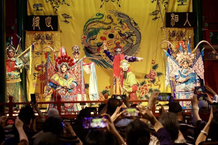 2025“会馆有戏”用120场演出打造文商旅融合新业态