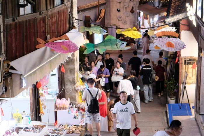 文旅观察:浙江小镇如何破解“旺季依赖症”?