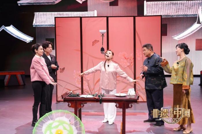 《非遗里的中国》走进河北吴桥再现“百戏之乡”风采