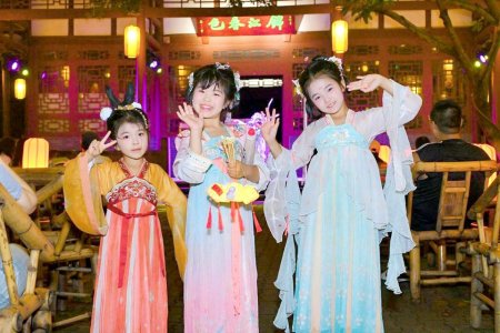 多地秋假热度远超预期