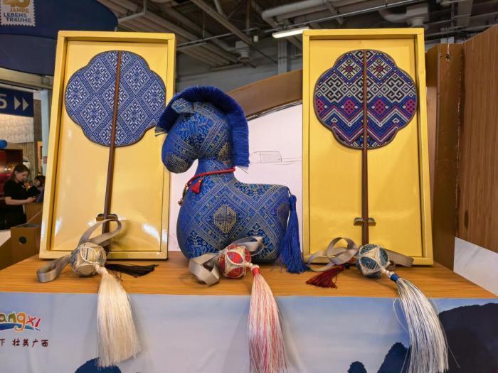 广西携非遗文创亮相柏林旅展 揽获20余项合作意向