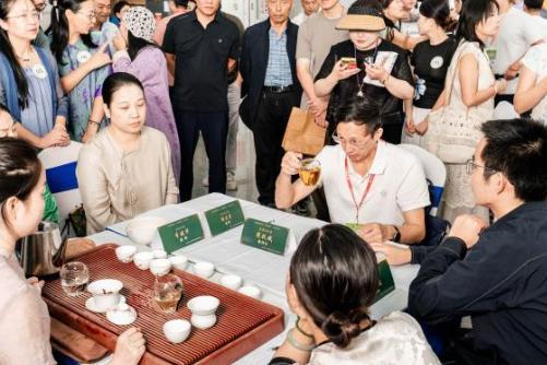 湖南举办五彩湘茶斗茶大会 打造全民茶文化IP赛事