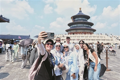 感知中国 拥抱世界——国庆假期中外旅游“双向奔赴”